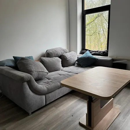 Apartment Oldeooge-apartment *